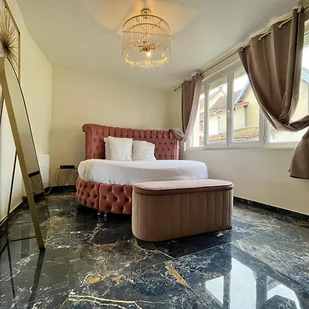 Golden Blue - Jacuzzi