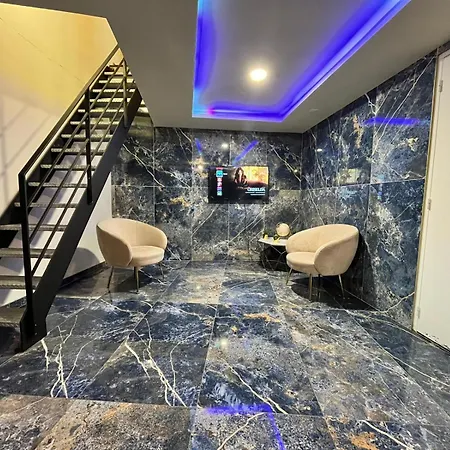 Golden Blue - Jacuzzi ホテル ルーアン